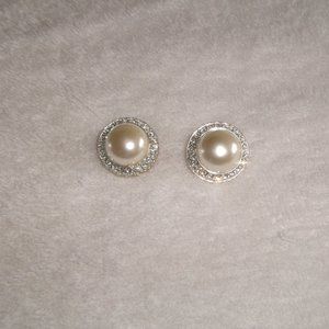 Clip on earrings silver rhinestones pearls